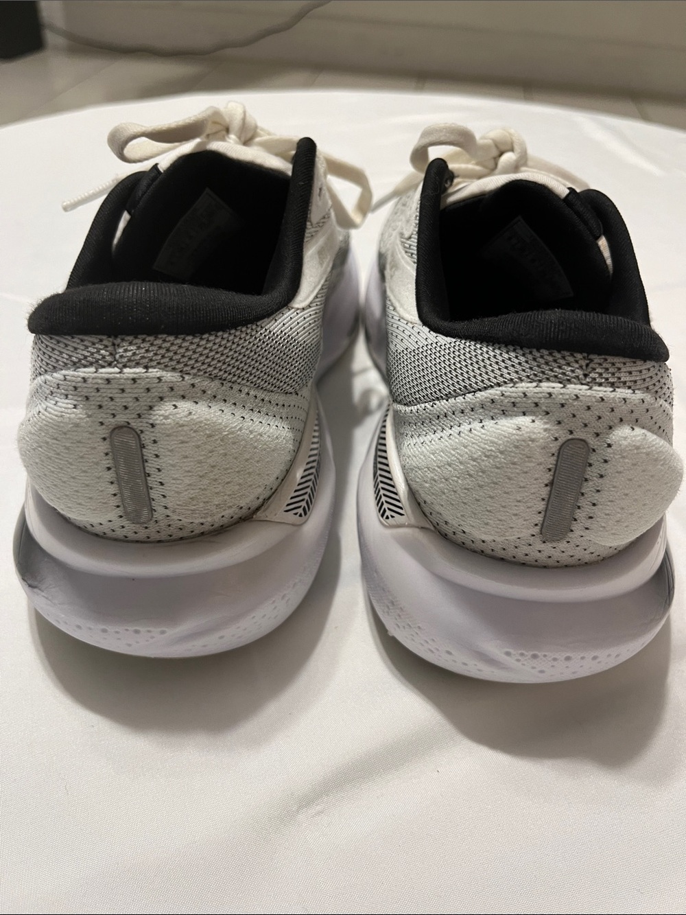 Brooks Women’s Running Shoes - White and Black - Picture 3 of 8